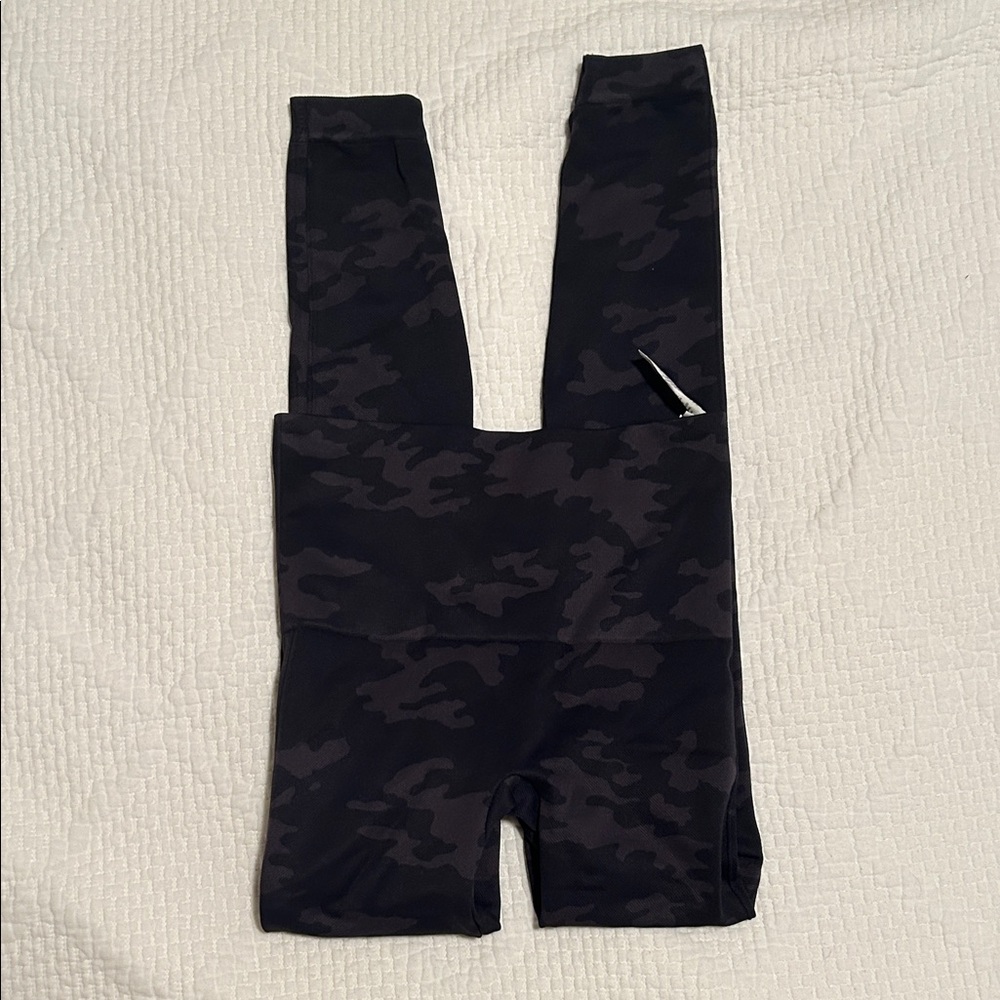 SPANX Black Camouflage Leggings